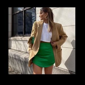 Green satin mini skirt Zara